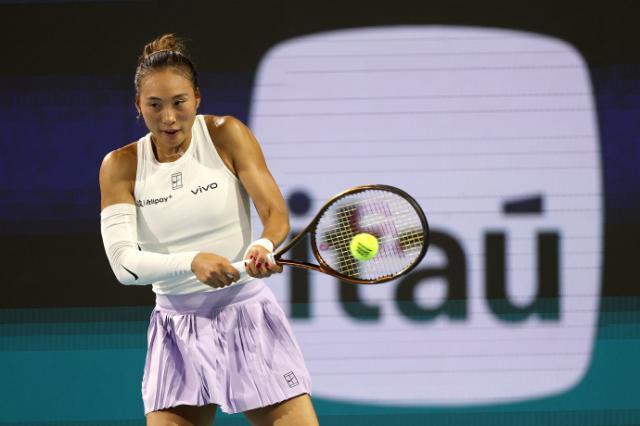 开云体育官方app-张奔斗：郑钦文的阳光双赛，让人看到阳光